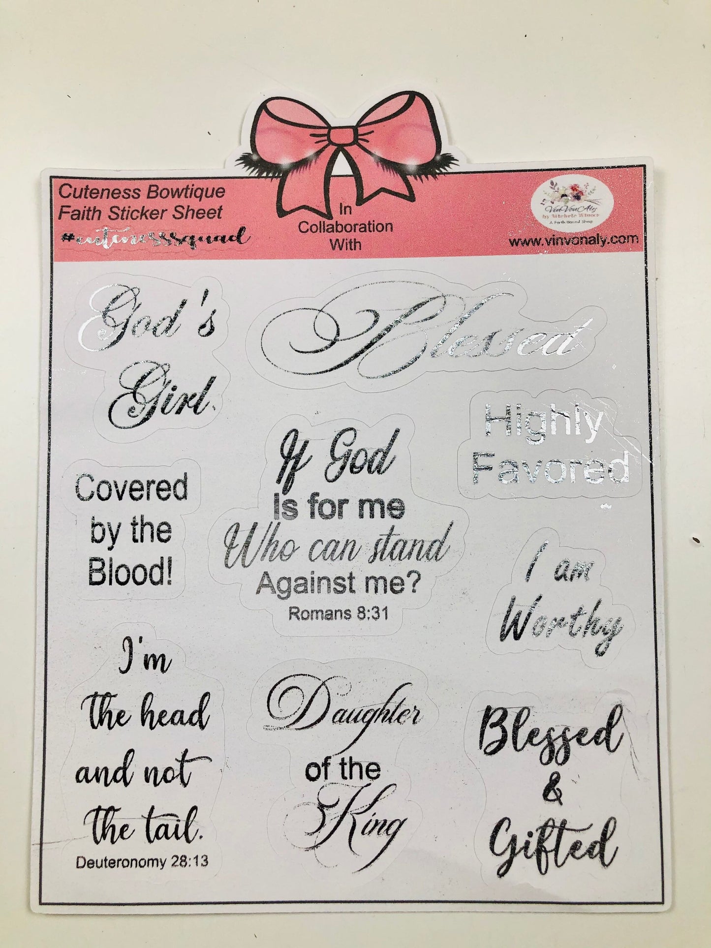 Vinvonaly & Cuteness Bowtique Collab Set